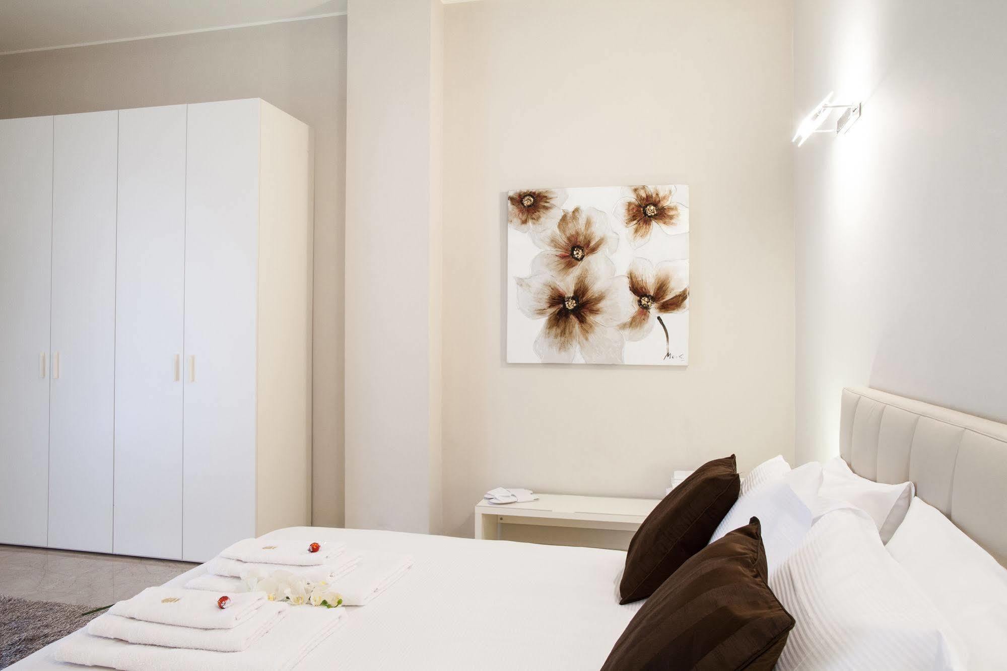 Milan Royal Suites Exterior photo