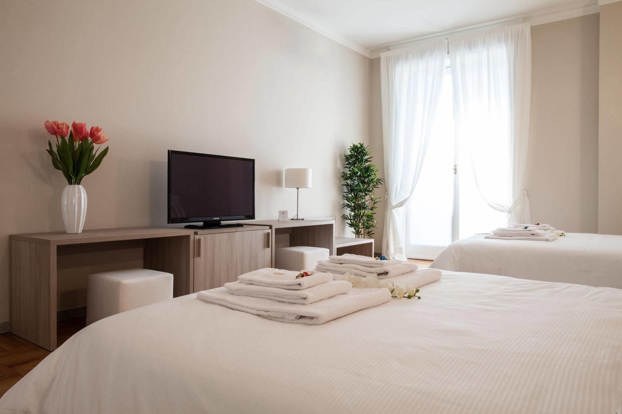 Milan Royal Suites Exterior photo